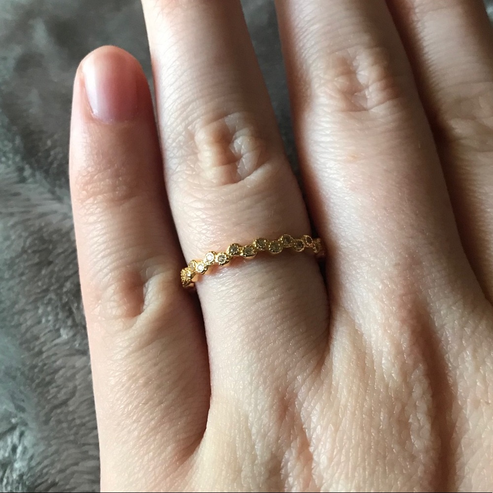 Yellow gold stackable ring band - Picture 6 of 6